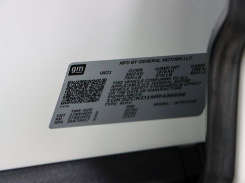 Used 2021 GMC Yukon AT4 w/ Technology Package image 38