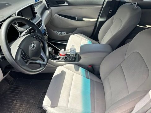 Used 2019 Hyundai Tucson SE AWD/4WD image 5