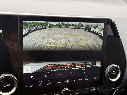 Used 2025 Lexus NX 250 AWD w/ Accessory Package (2T) image 11