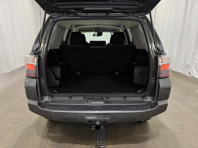 Certified 2021 Toyota 4Runner SR5 AWD/4WD image 13