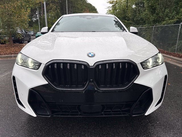 Used 2025 BMW X6 xDrive40i w/ Climate Comfort Package AWD/4WD image 2