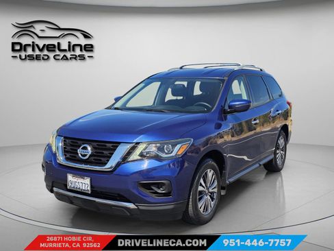 Used 2018 Nissan Pathfinder S FWD image 5