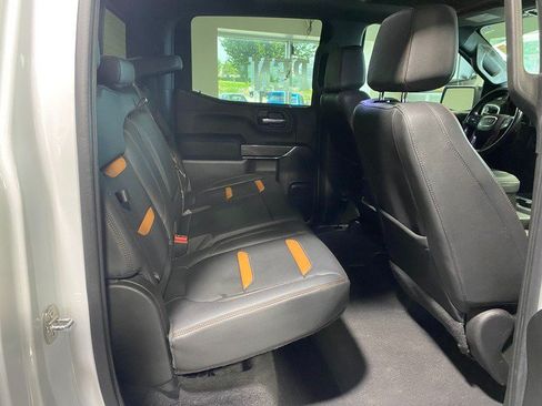 Used 2021 GMC Sierra 1500 AT4 w/ AT4 Value Package AWD/4WD image 18