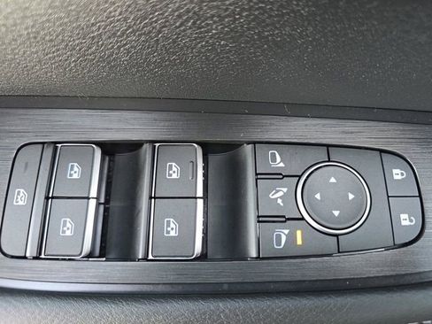 New 2026 Nissan Armada SL image 30