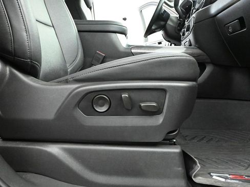 Used 2024 Chevrolet Silverado 2500 LTZ w/ LTZ Plus Package image 54