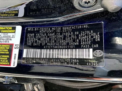 Used 2022 Toyota Camry LE image 32