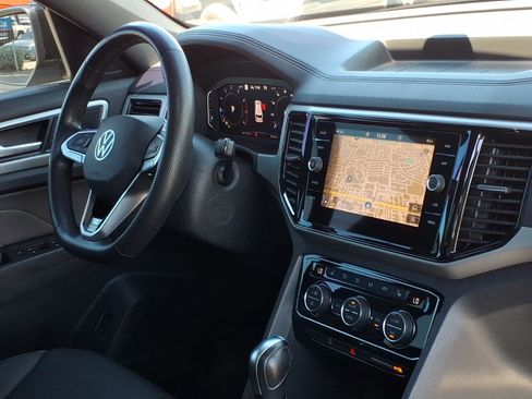 Certified 2023 Volkswagen Atlas Cross Sport SEL R-Line image 13