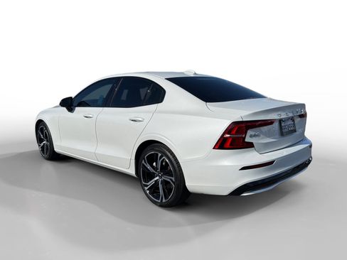 Used 2024 Volvo S60 B5 Core AWD/4WD image 3
