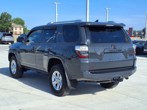 Used 2024 Toyota 4Runner SR5 AWD/4WD image 7