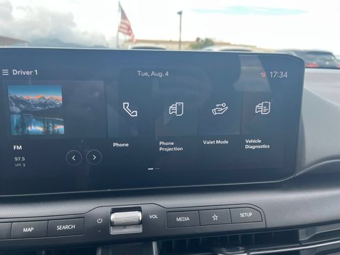 Used 2025 Kia K4 FWD image 20
