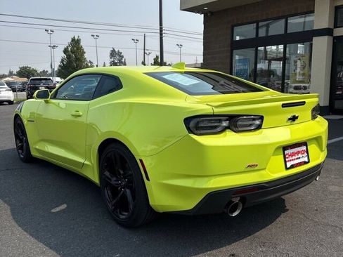 Used 2020 Chevrolet Camaro LT w/ RS Package RWD image 7