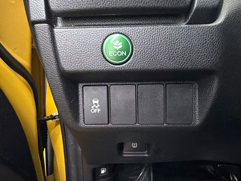 Used 2019 Honda Fit LX image 26