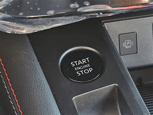 New 2026 Nissan Kicks SR image 11