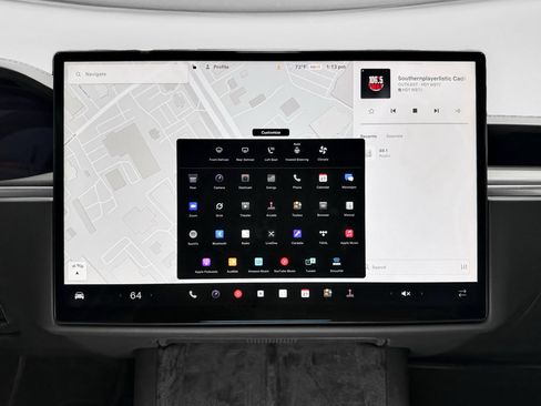 Used 2024 Tesla Model X AWD/4WD image 10