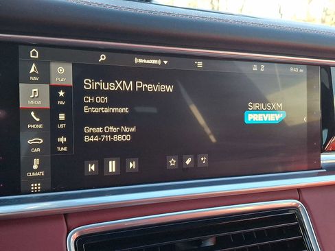 Used 2018 Porsche Panamera 4 image 15