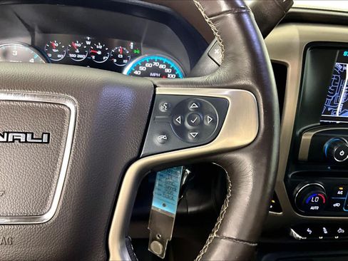 Used 2017 GMC Sierra 1500 Denali AWD/4WD image 24