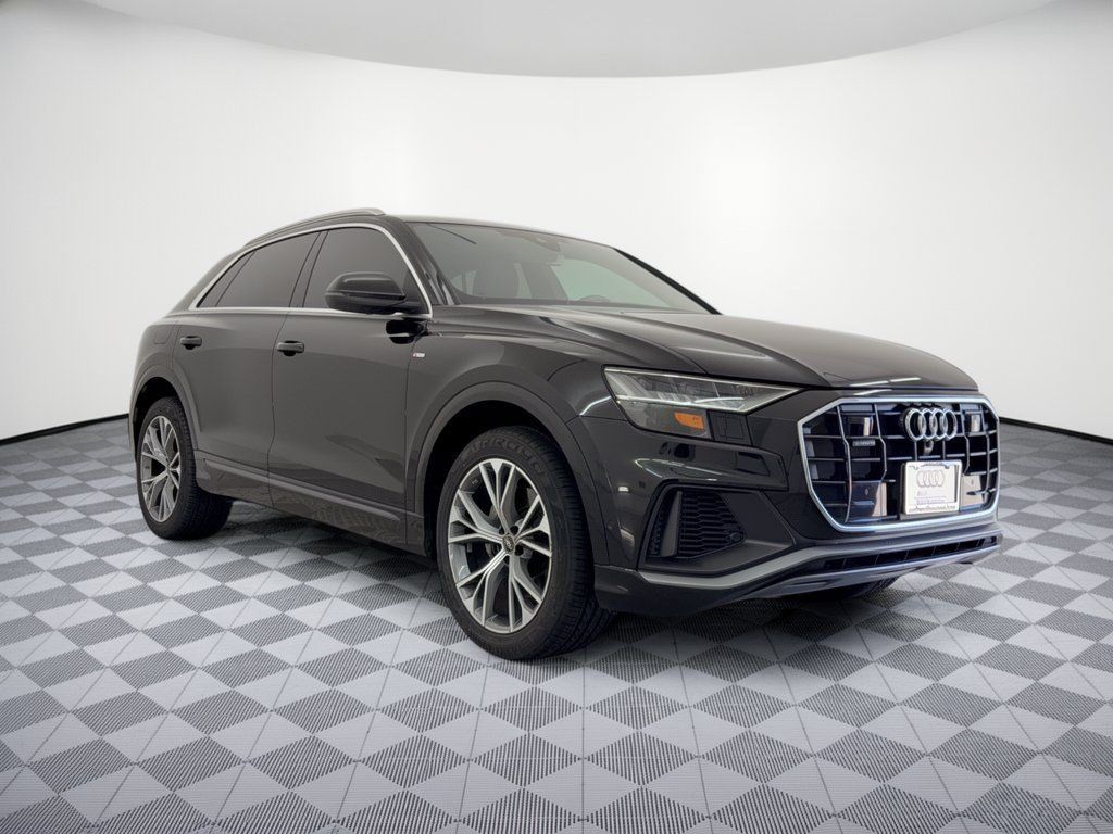 Used 2023 Audi Q8 Premium Plus w/ Premium Plus Package AWD/4WD image 7