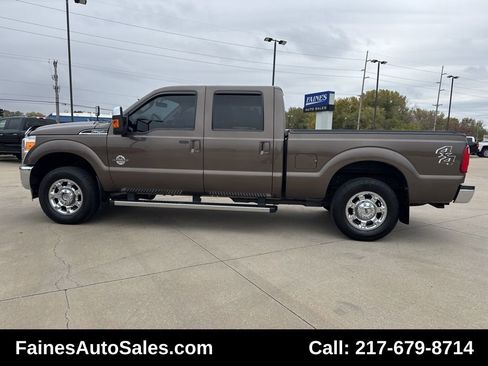 Used 2015 Ford F250 Lariat w/ Chrome Package image 11