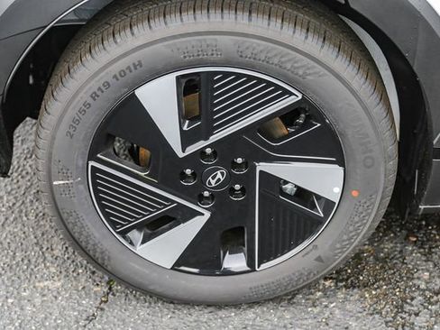 New 2026 Hyundai Ioniq 5 SE image 11