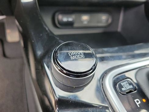 Used 2025 Kia Seltos S FWD image 27