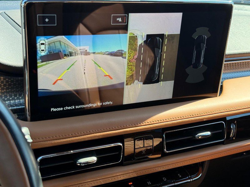 Certified 2023 Lincoln Nautilus Black Label w/ Class II Trailer Tow Package AWD/4WD image 17