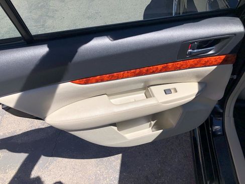 Used 2011 Subaru Legacy 2.5i Limited w/ Popular Equipment Group 2B AWD/4WD image 32
