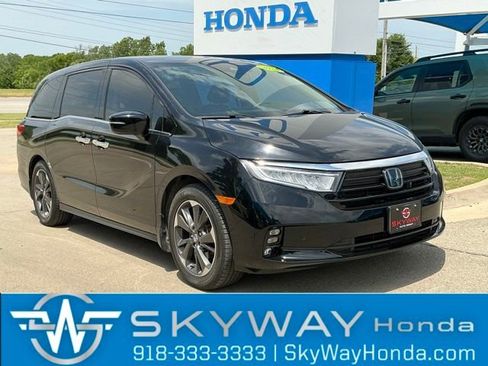 Used 2024 Honda Odyssey Elite image 1