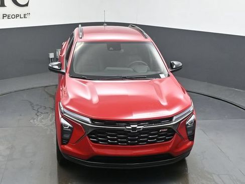 New 2026 Chevrolet Trax RS w/ Driver Confidence Package FWD image 25