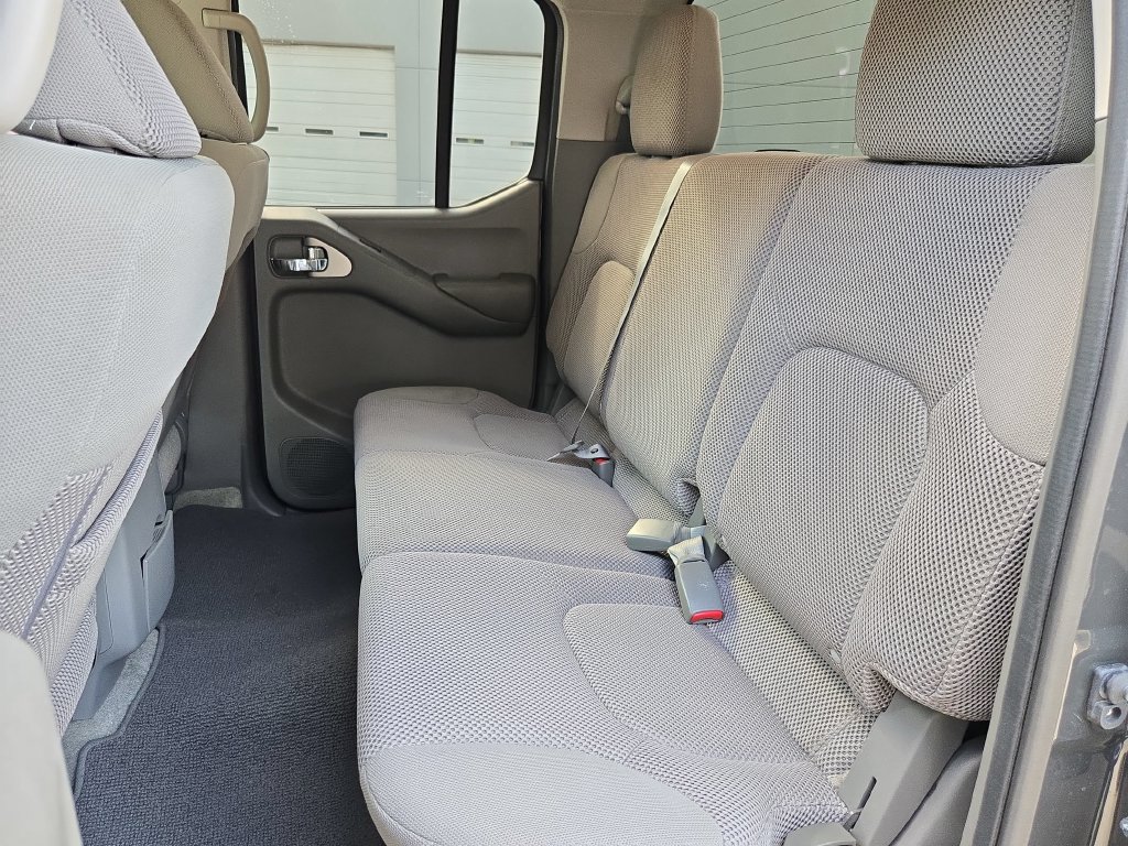 Used 2013 Nissan Frontier SV RWD image 24