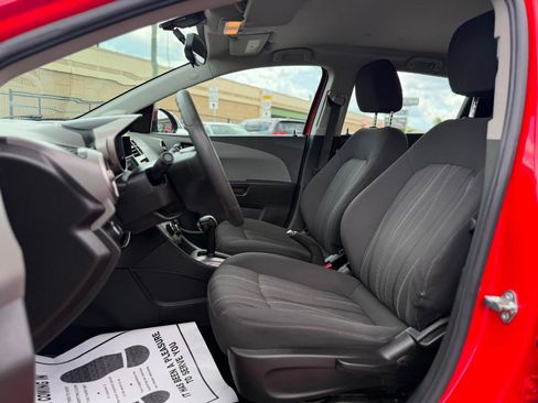 Used 2015 Chevrolet Sonic LT FWD image 7