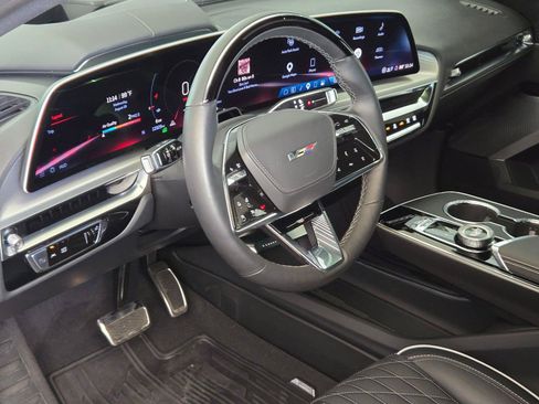 Certified 2026 Cadillac Lyriq V AWD/4WD image 10