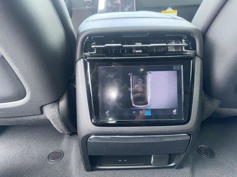 New 2025 Cadillac Escalade IQ Luxury 1 w/ Smart Trailering package image 17