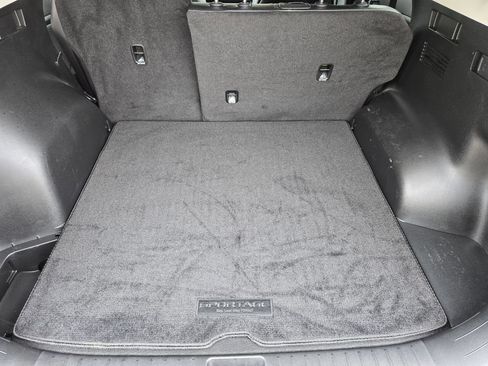 Used 2024 Kia Sportage EX FWD image 21