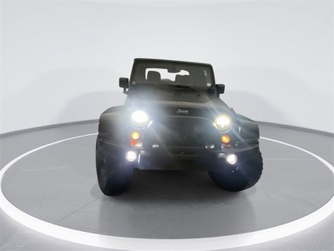 Used 2015 Jeep Wrangler Sahara w/ Connectivity Group image 7