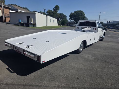 New 2025 Chevrolet Silverado 3500 LT w/ Convenience Package image 9