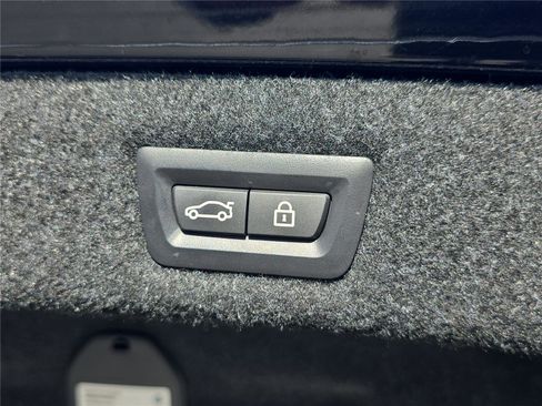 Used 2023 BMW 530i xDrive w/ M Sport Package image 9