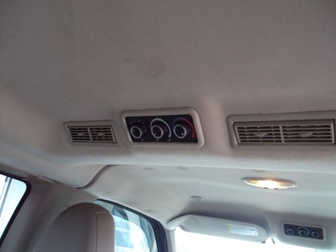 Used 2011 Chevrolet Express 1500 LT w/ LT Preferred Equipment Group image 14