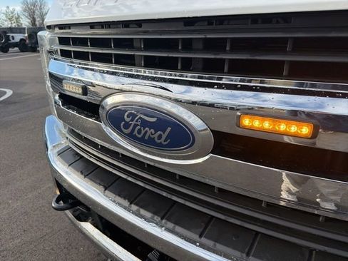 Used 2019 Ford F250 XL w/ STX Appearance Package image 16