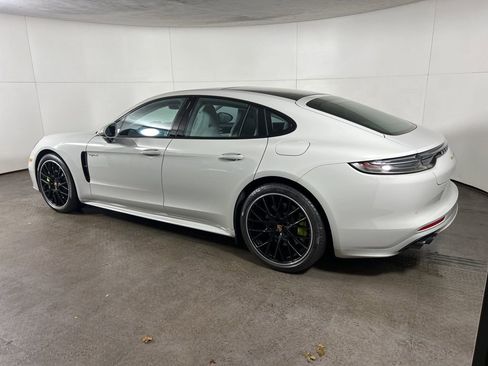 Certified 2023 Porsche Panamera 4S w/ Sportdesign Package image 3
