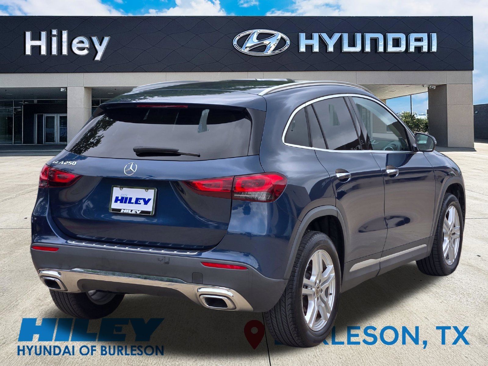Used 2023 Mercedes-Benz GLA 250 image 4