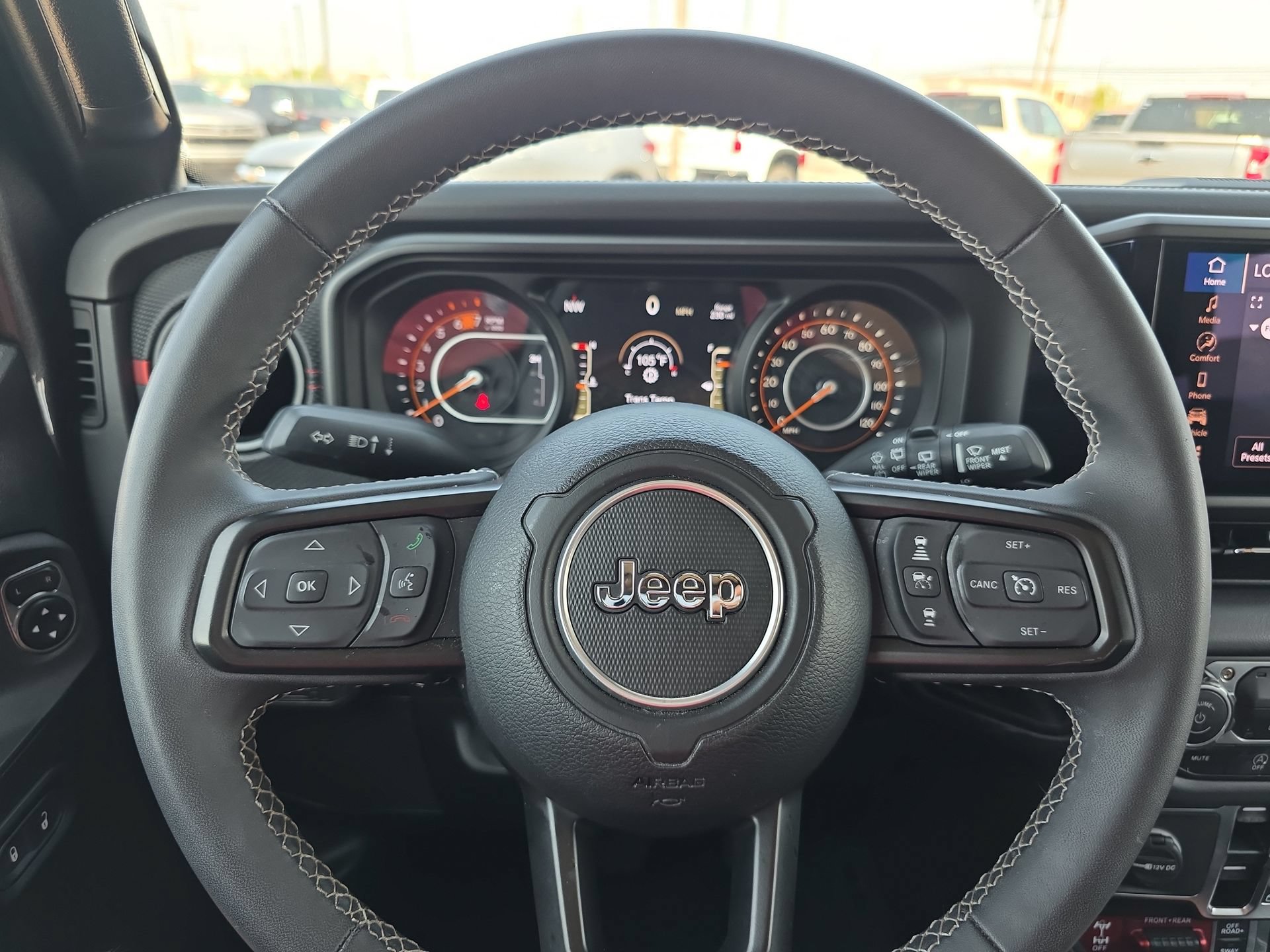 Used 2025 Jeep Wrangler Unlimited Rubicon AWD/4WD image 18