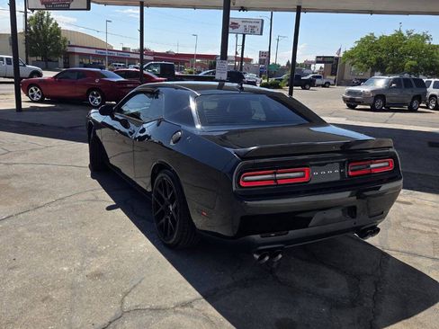 Used 2015 Dodge Challenger R/T Plus RWD image 3