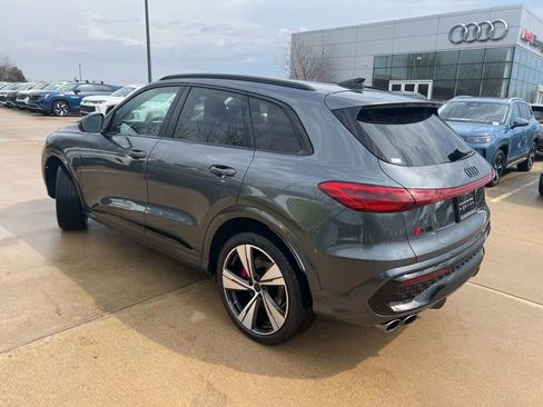 New 2026 Audi SQ5 Premium Plus image 4