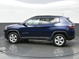Used 2021 Jeep Compass Latitude image 3