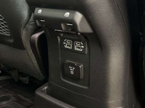 Used 2024 Jeep Wrangler Unlimited Rubicon AWD/4WD image 24