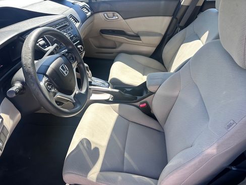 Used 2013 Honda Civic LX image 5