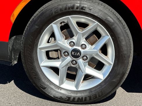 Used 2021 Kia Soul S image 29