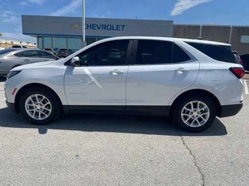 Used 2024 Chevrolet Equinox LT FWD image 6