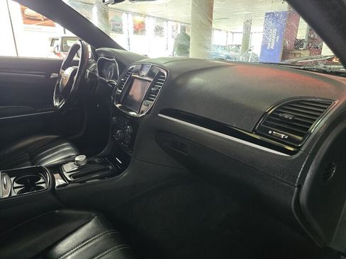 Used 2021 Chrysler 300 S RWD image 10