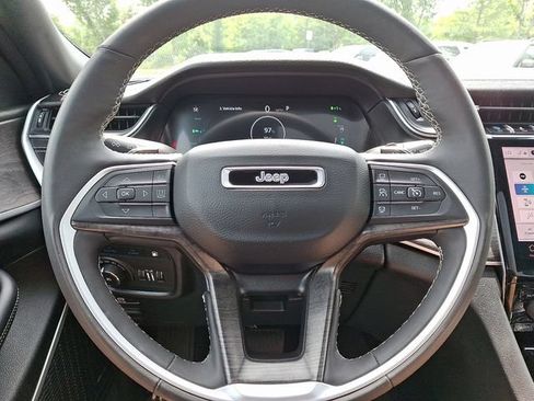 Used 2024 Jeep Grand Cherokee Limited 4xe AWD/4WD image 19